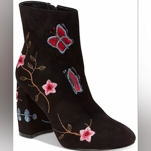 Nanette by Lilly Embroidered Booties